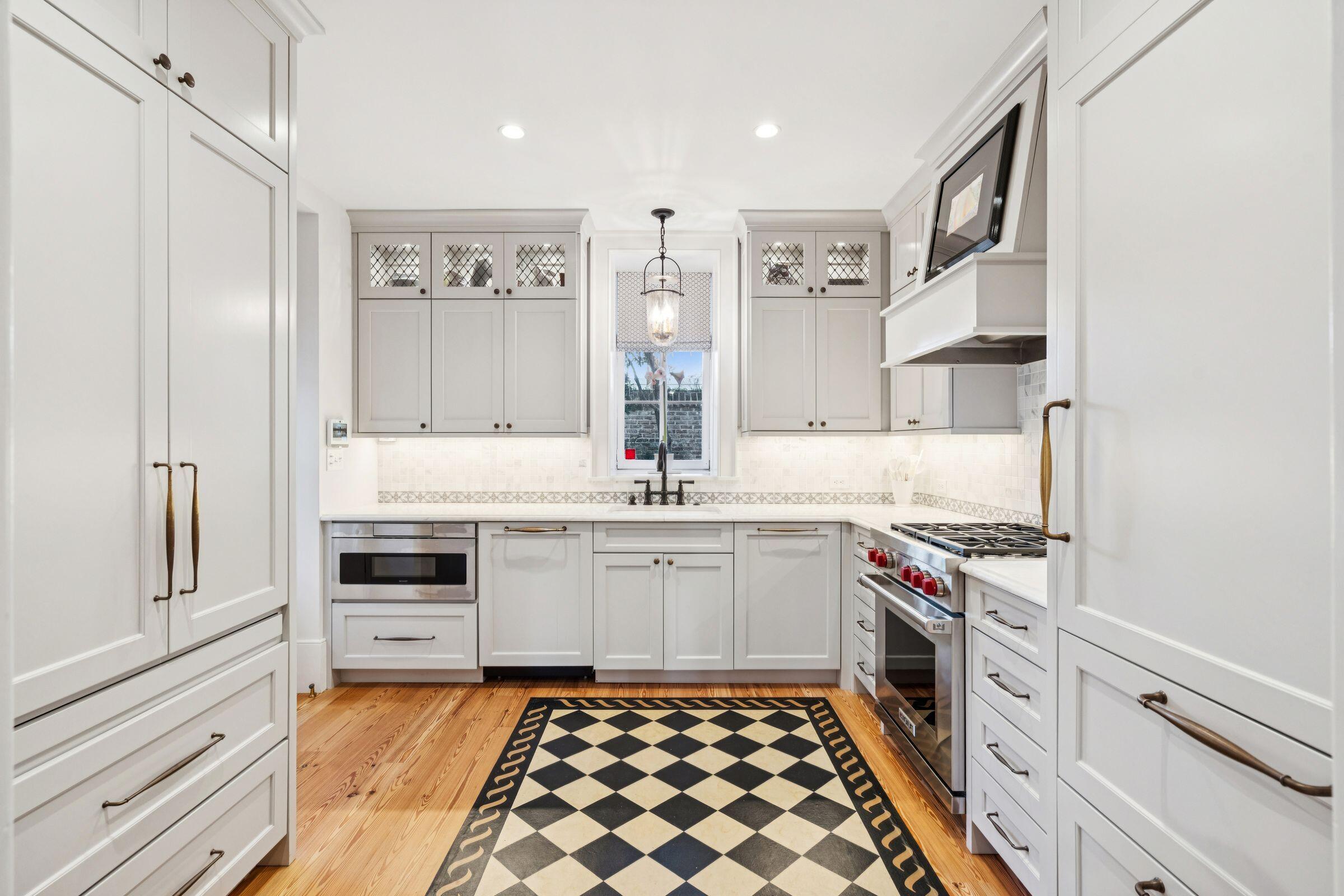 6 St Michaels Alley Charleston, SC 29401 - Photo 17 of 81 15