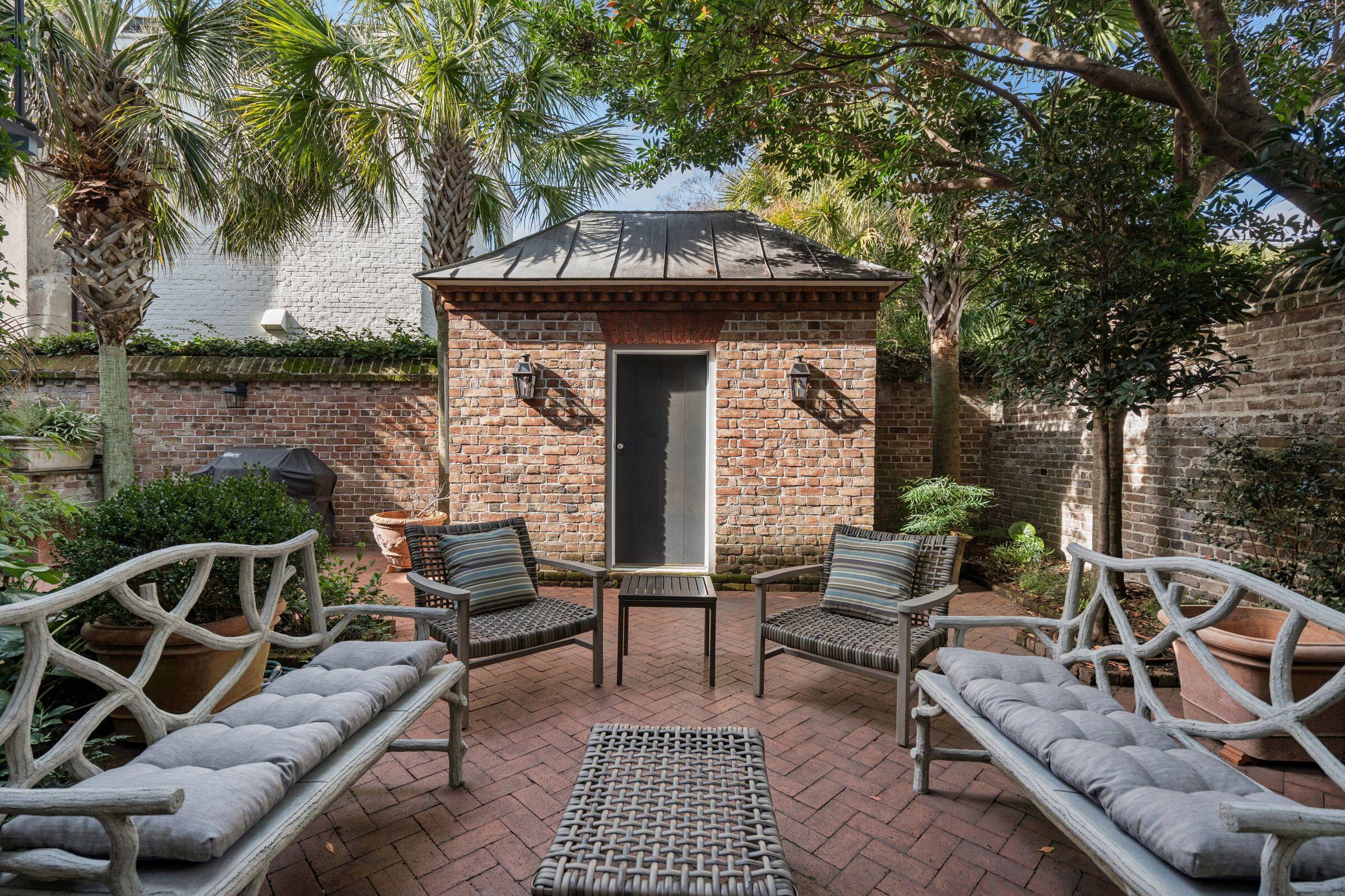 6 St Michaels Alley Charleston, SC 29401 - Photo 66 of 81 64