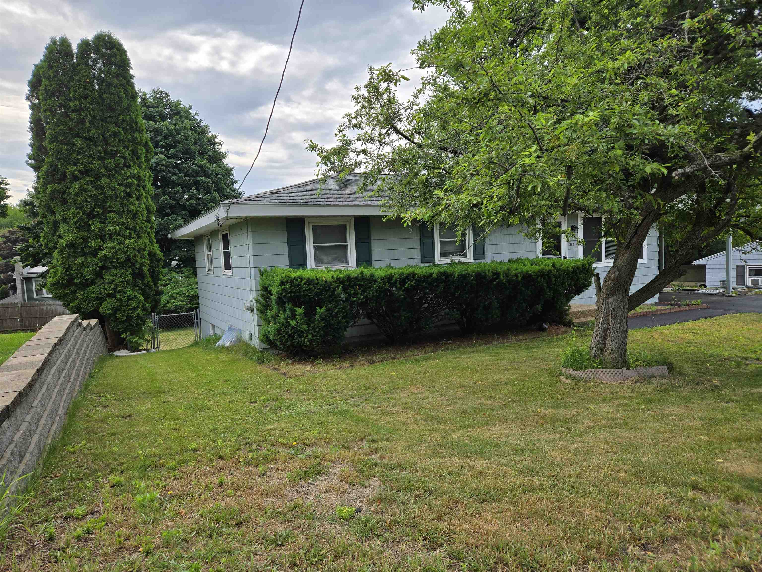 384 Huse Road Manchester, NH 03103 - Photo 13 of 16