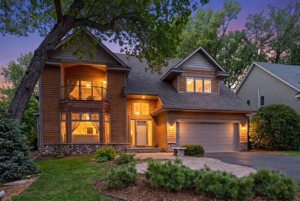 $699,900 | 4660 Island View Drive, Mound, MN 55364