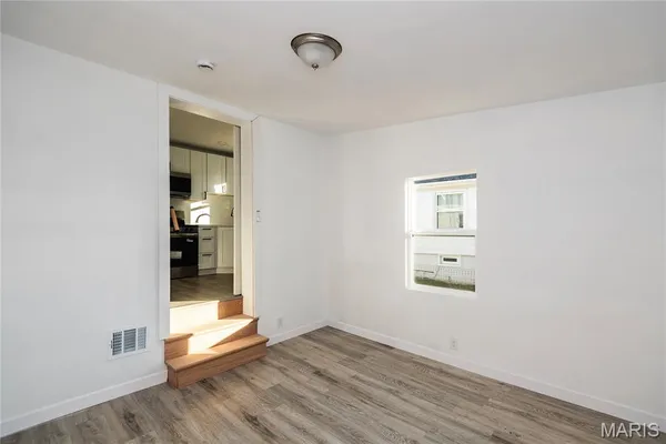 $209,900 | 1402 Dammert Avenue, St. Louis, MO 63125