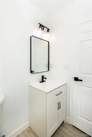$209,900 | 1402 Dammert Avenue, St. Louis, MO 63125