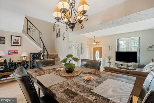 $2,300 | 107 Highshire Court, Baltimore, MD 21222