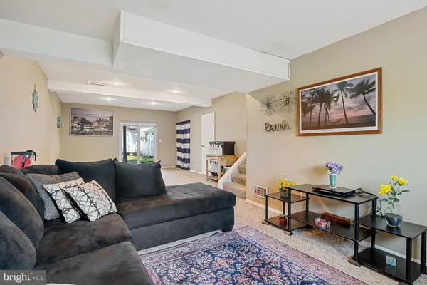 $2,300 | 107 Highshire Court, Baltimore, MD 21222