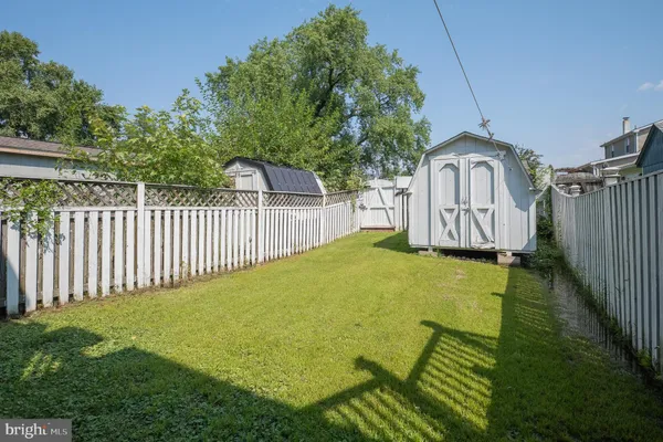 $2,300 | 107 Highshire Court, Baltimore, MD 21222