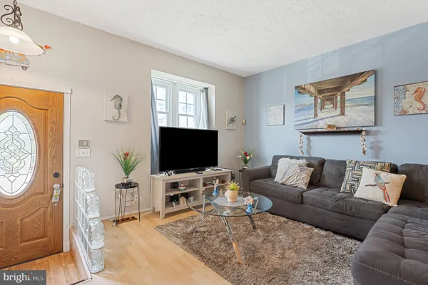 $2,300 | 107 Highshire Court, Baltimore, MD 21222