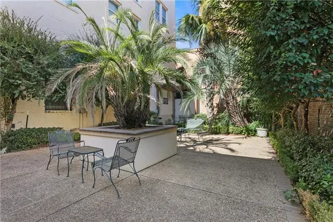 $150,000 | 1224 St Charles Avenue, Unit 214, New Orleans, LA 70130