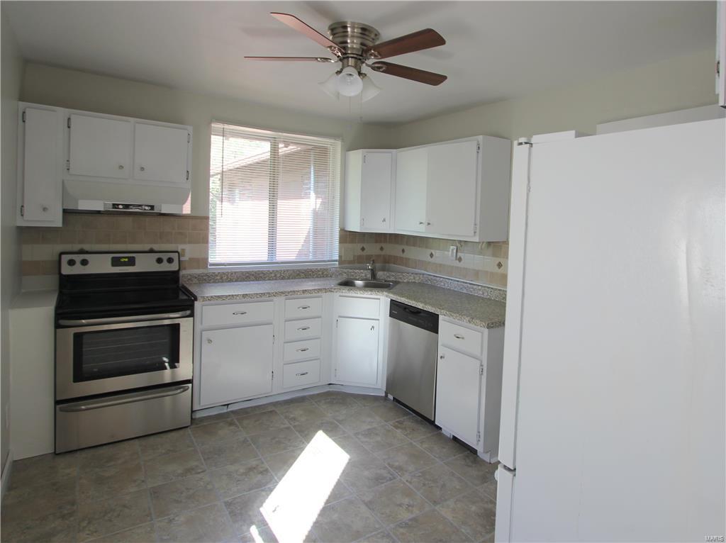 2405 Walton Road St. Louis, MO 63114 - Photo 2 of 18 Gallery Image 2