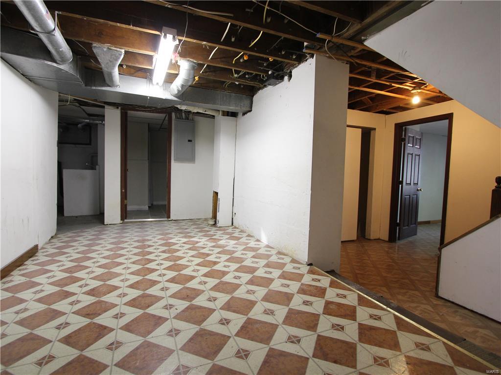 2405 Walton Road St. Louis, MO 63114 - Photo 12 of 18 Gallery Image 12