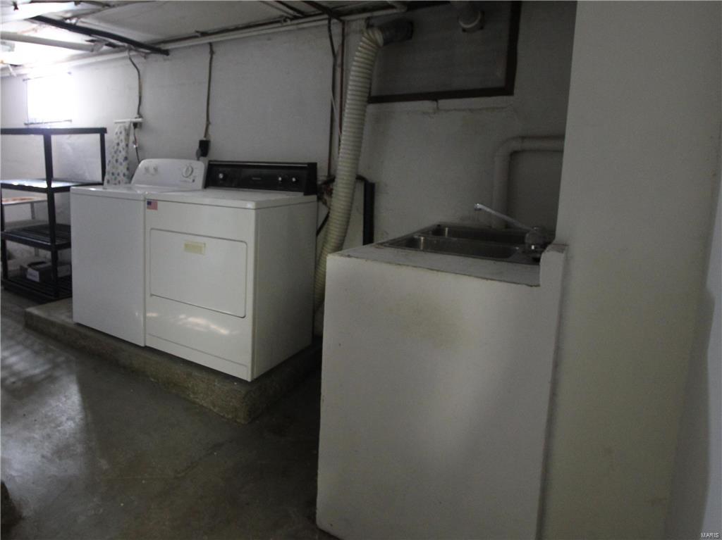 2405 Walton Road St. Louis, MO 63114 - Photo 13 of 18 Gallery Image 13