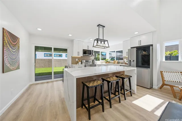 $1,550,000 | 7203 Opaekaa Street, Honolulu, HI 96825