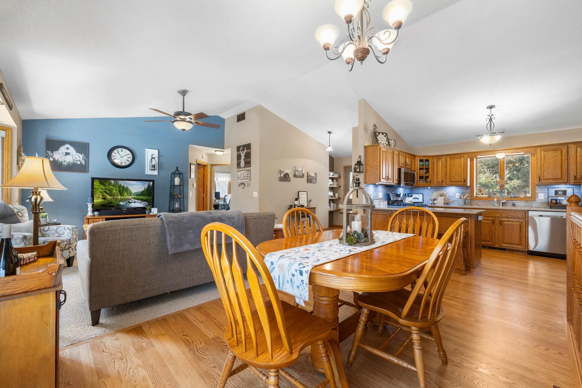 W11195 County Rd M River Falls, WI 54022 - Photo 13 of 47