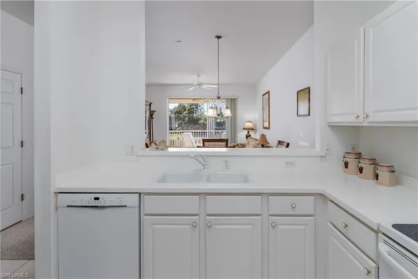 $315,000 | 3972 Bishopwood Court East, Unit 2203, Naples, FL 34114