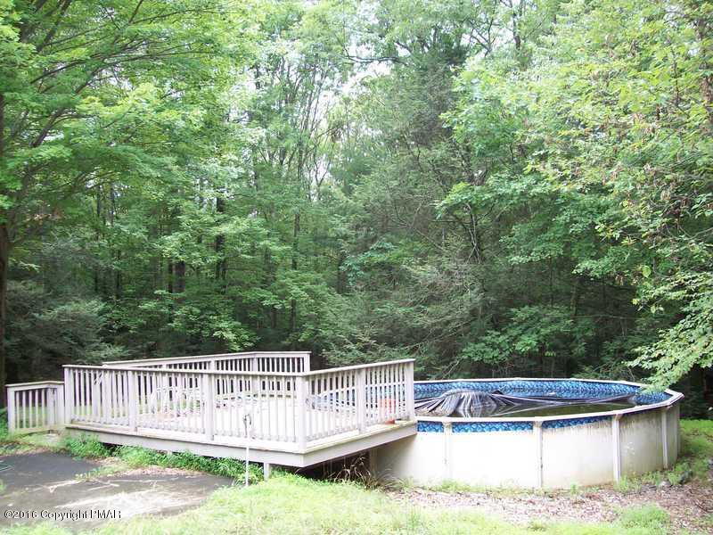 201 Balson Road Stroudsburg, PA 18360 - Photo 26 of 26 Pool