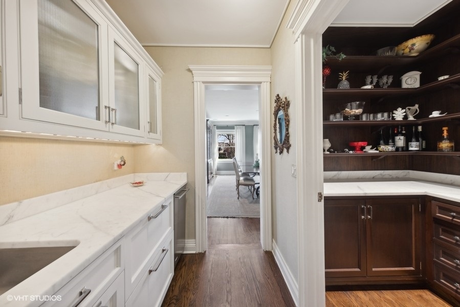 710 South County Line Road Hinsdale, IL 60521 - Photo 16 of 63