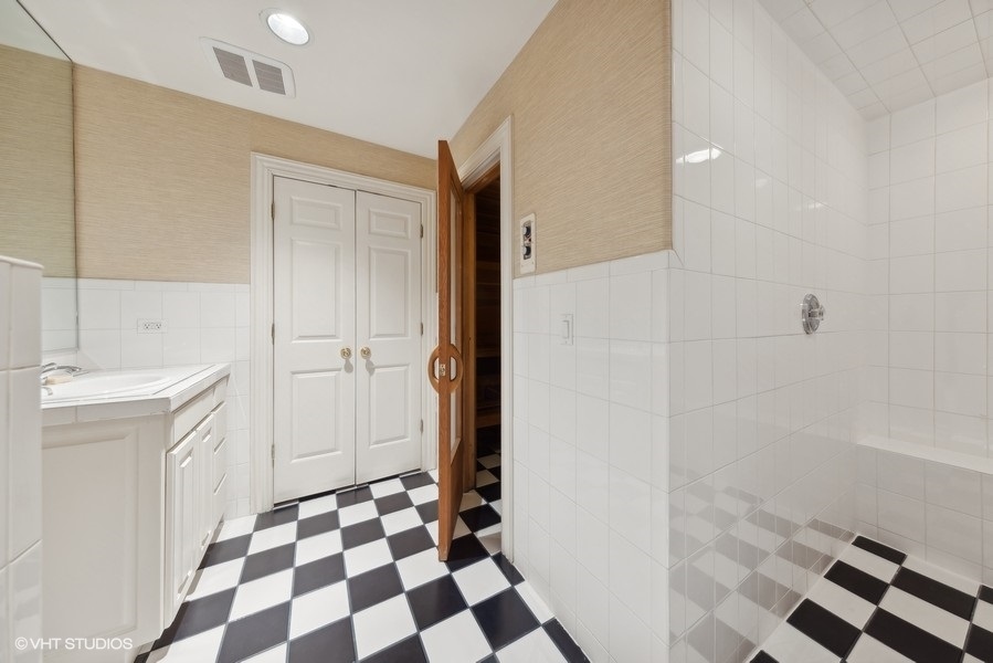 710 South County Line Road Hinsdale, IL 60521 - Photo 51 of 63