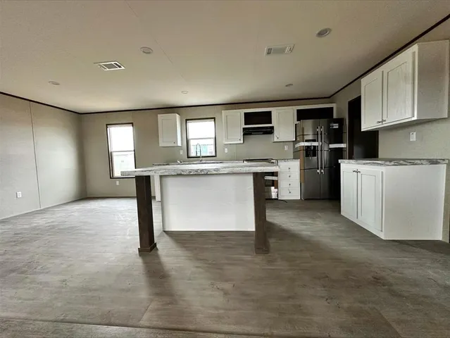 $2,200 | 150 Brendan Boulevard, Crowley, TX 76036