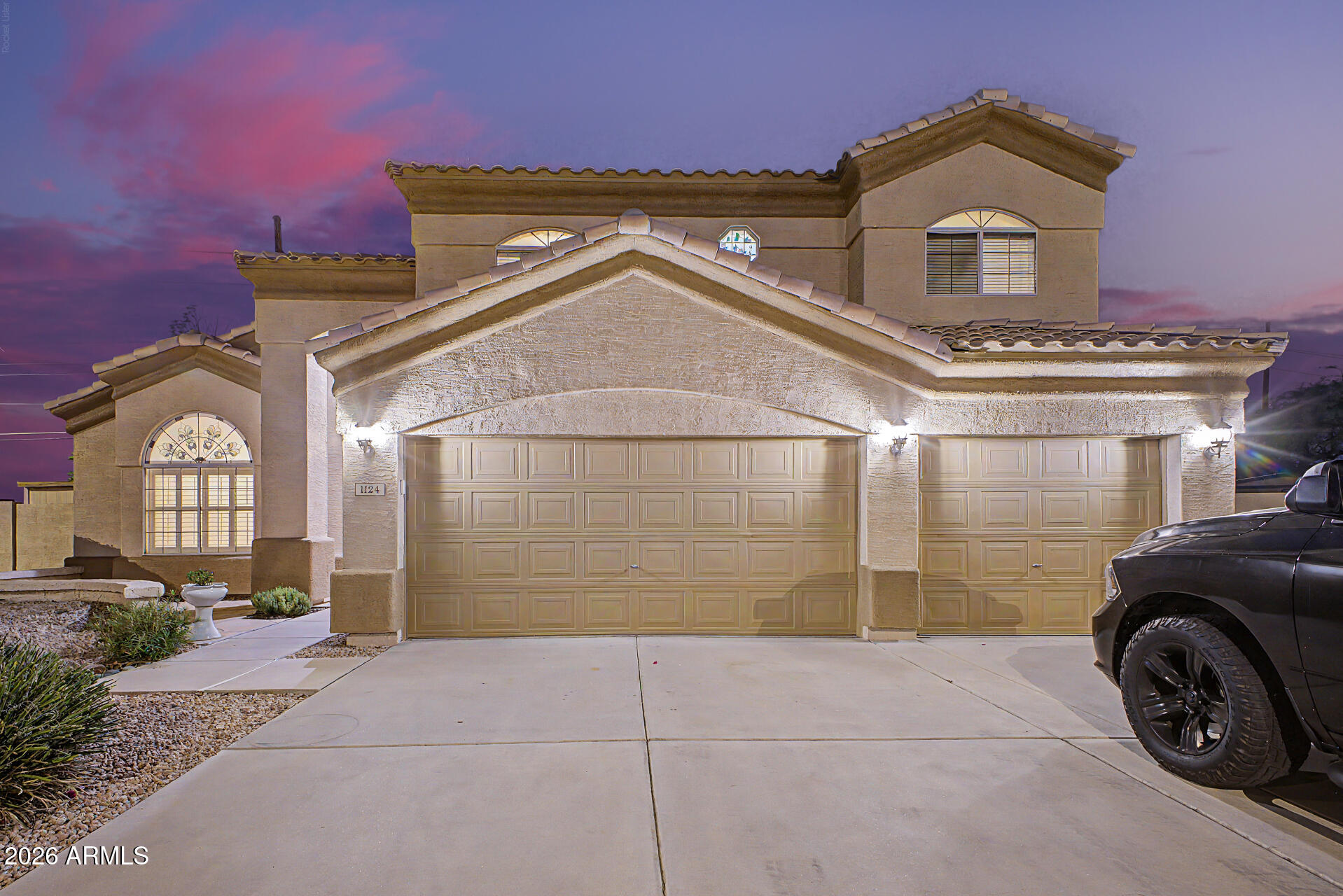 1124 North Robin Lane Mesa, AZ 85213 - Photo 32 of 87 Front