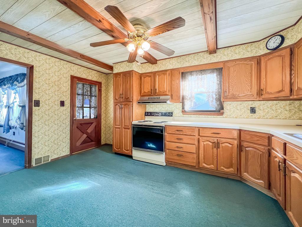 728 Keystone Street Croydon, PA 19021 - Photo 10 of 34 Eat-In Kitchen