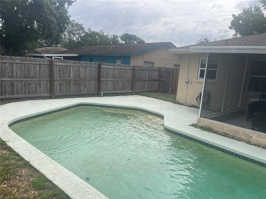 906 Essex Road Brandon, FL 33510 - Photo 15 of 16
