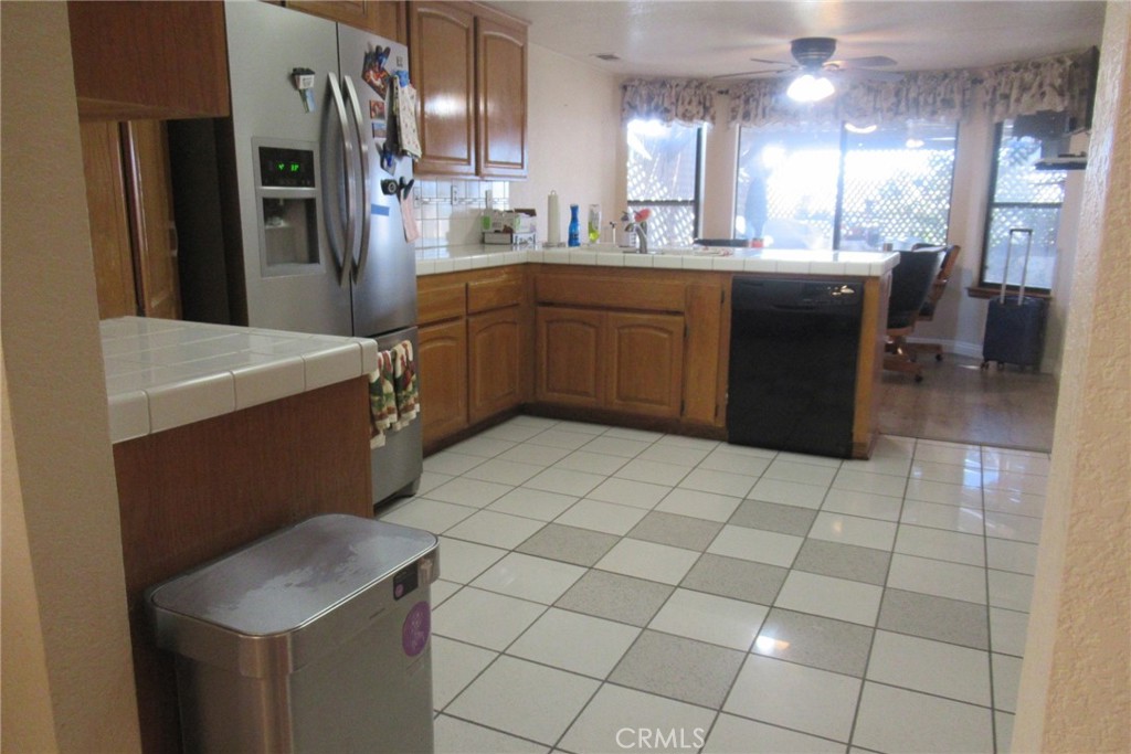 16035 Venango Road Apple Valley, CA 92307 - Photo 11 of 28