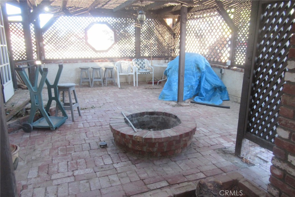 16035 Venango Road Apple Valley, CA 92307 - Photo 4 of 28