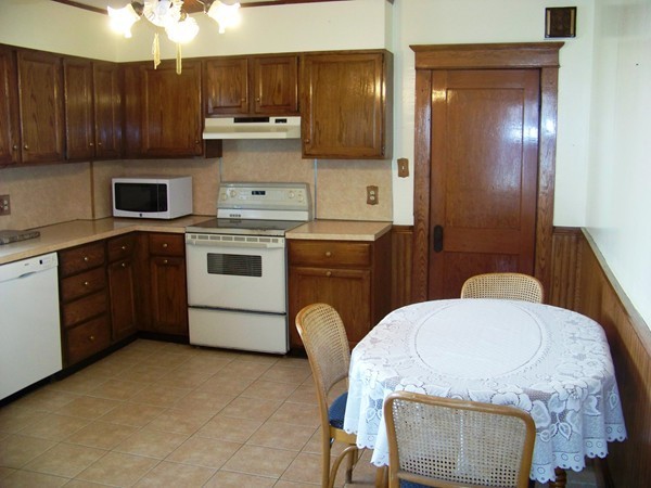 11 Acton Street Springfield, MA 01151 - Photo 5 of 17 Gallery Image 5