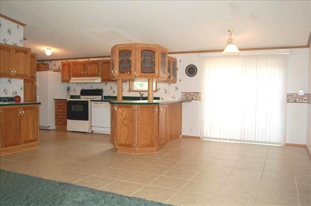 7855 Taylorville Road Tennyson, IN 47637 - Photo 4 of 19 Gallery Image 4