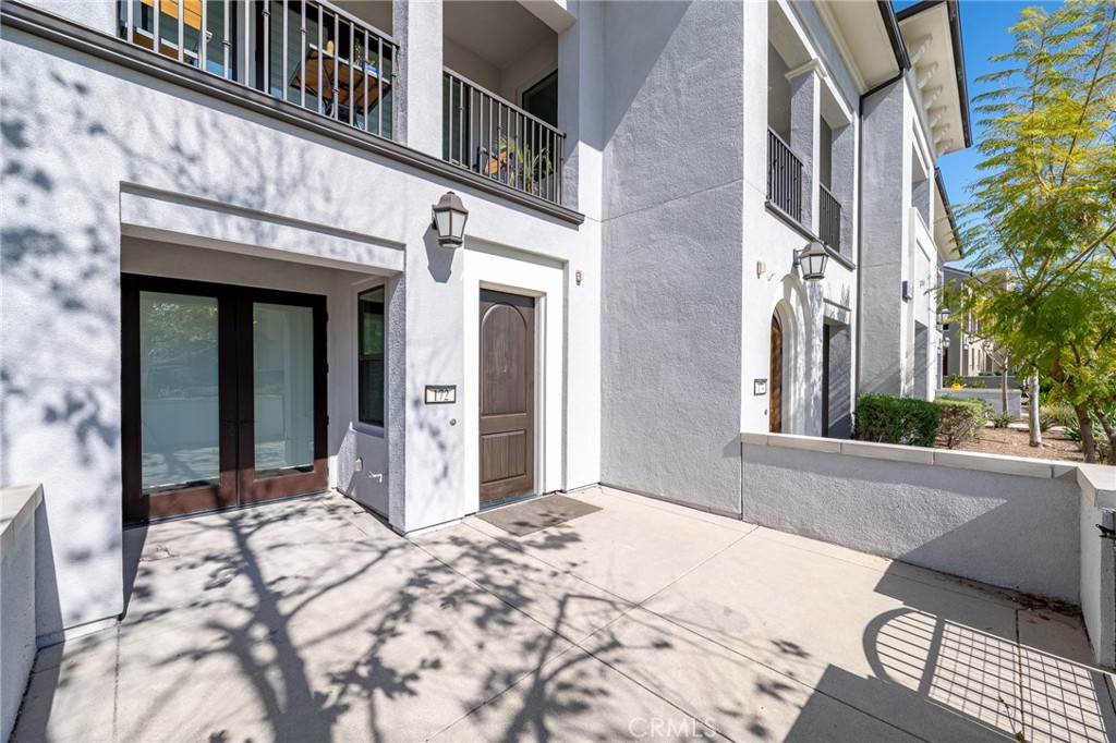 172 Follyhatch Irvine, CA 92618 - Photo 32 of 39 a view of a building entryway
