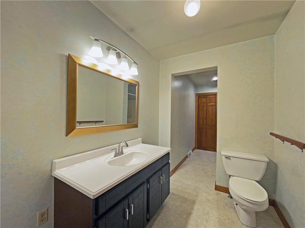 672 Engle Road Industry, PA 15052 - Photo 12 of 25