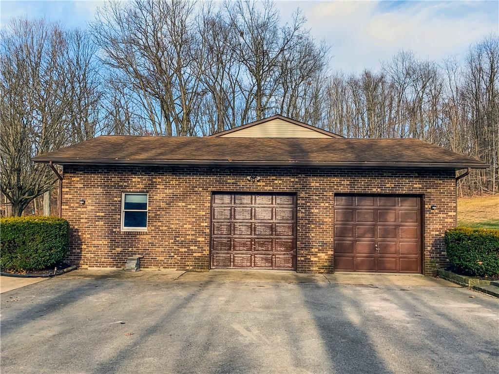 672 Engle Road Industry, PA 15052 - Photo 23 of 25