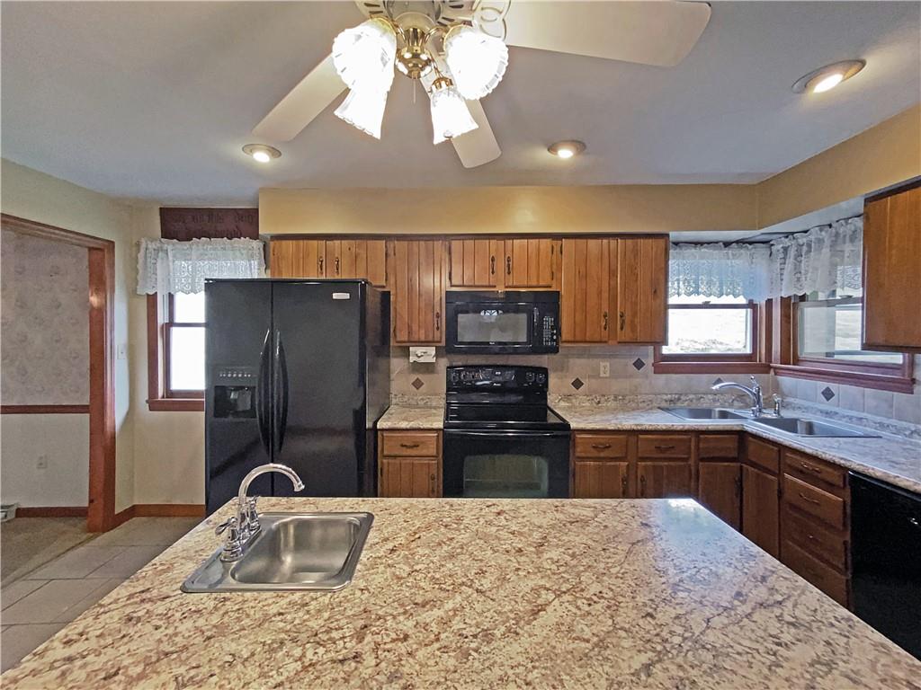 672 Engle Road Industry, PA 15052 - Photo 6 of 25