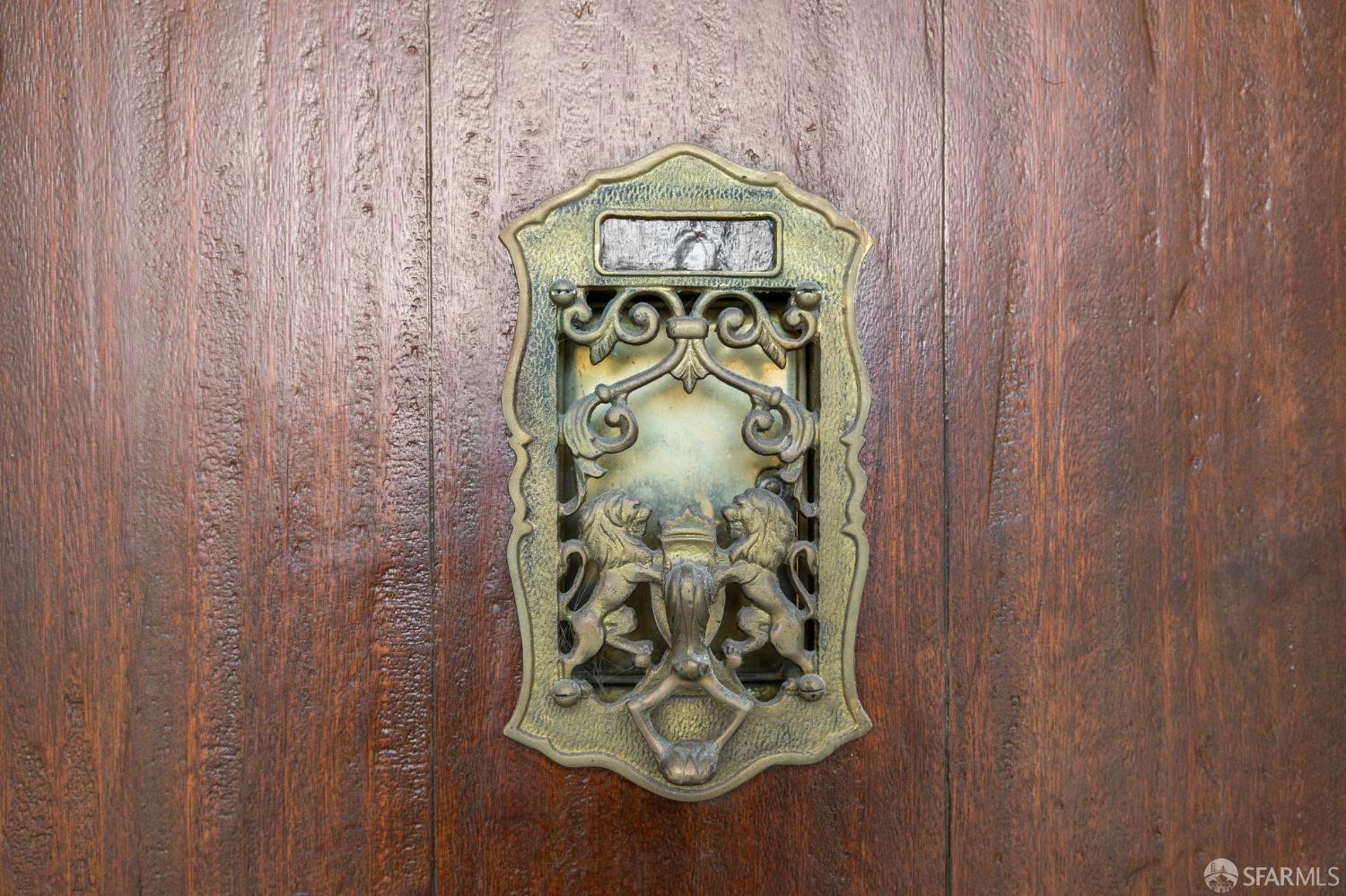 1675 29th Avenue San Francisco, CA 94122 - Photo 3 of 61 a close up of a door