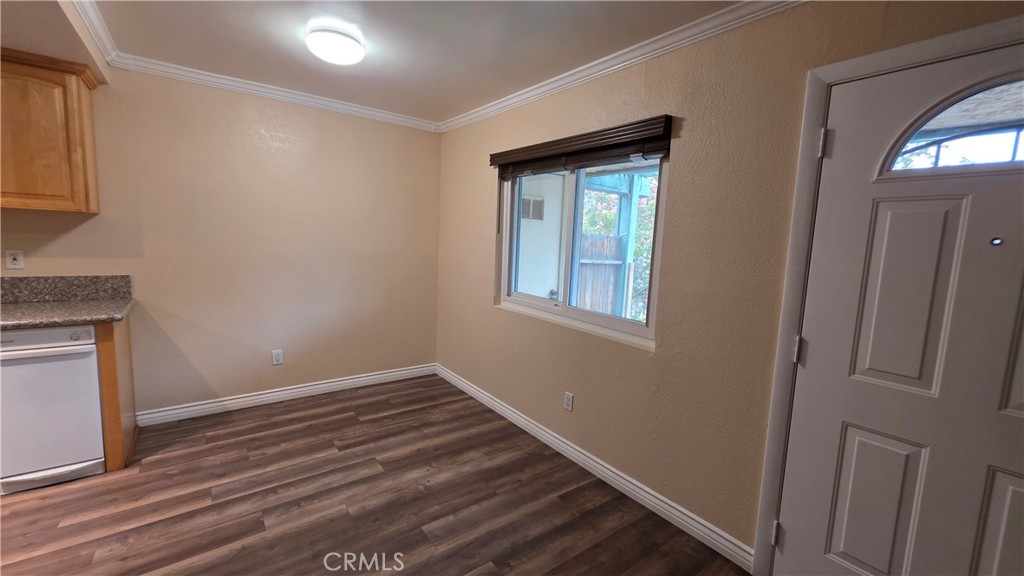 2561 Gonzaga Lane Riverside, CA 92507 - Photo 9 of 24