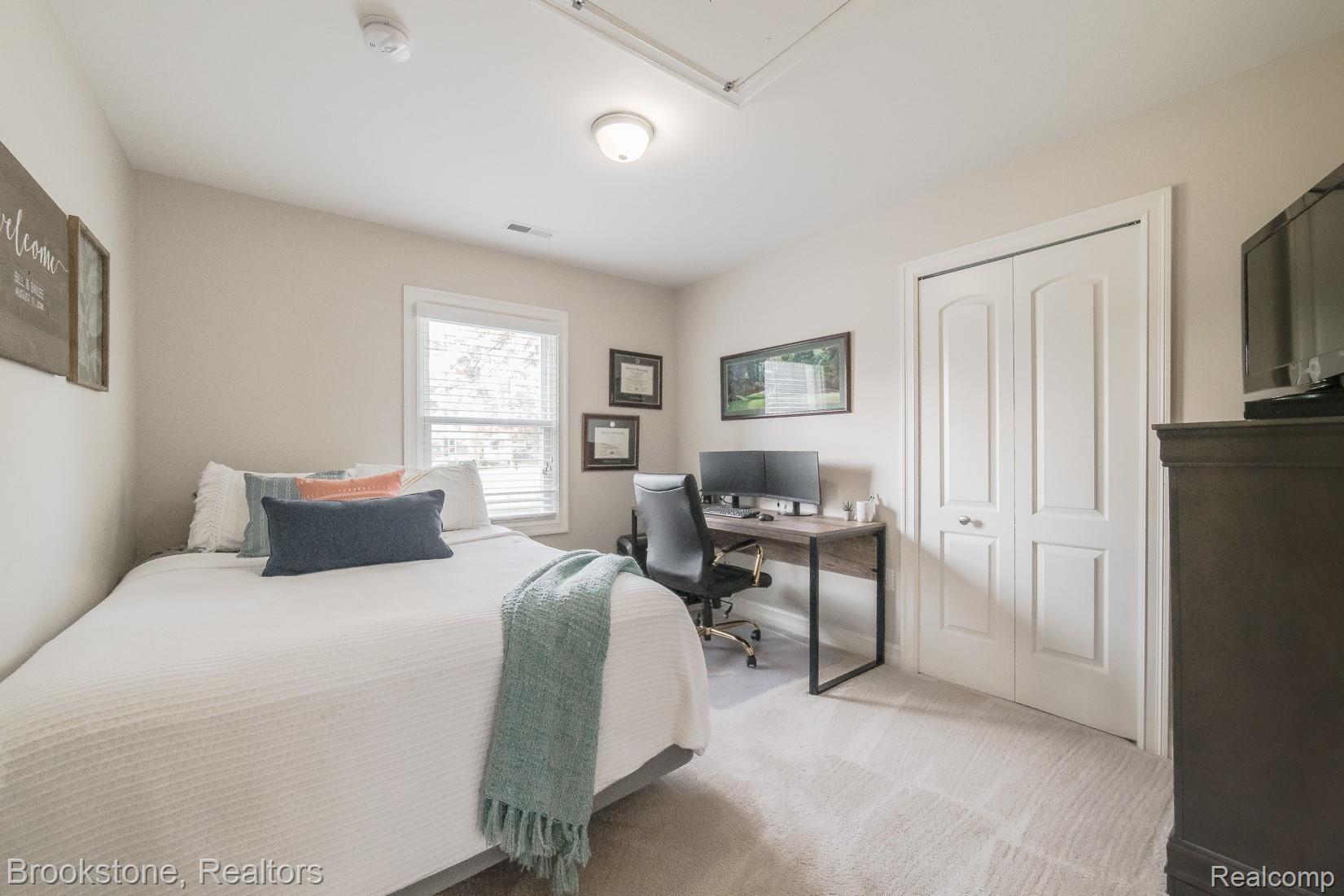 1126 Grace Avenue Rochester, MI 48309 - Photo 14 of 26 1126 Grace Ave-14.jpg