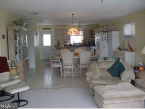 124 Mary Alice Road Manahawkin, NJ 08050 - Photo 4 of 12 Gallery Image 4