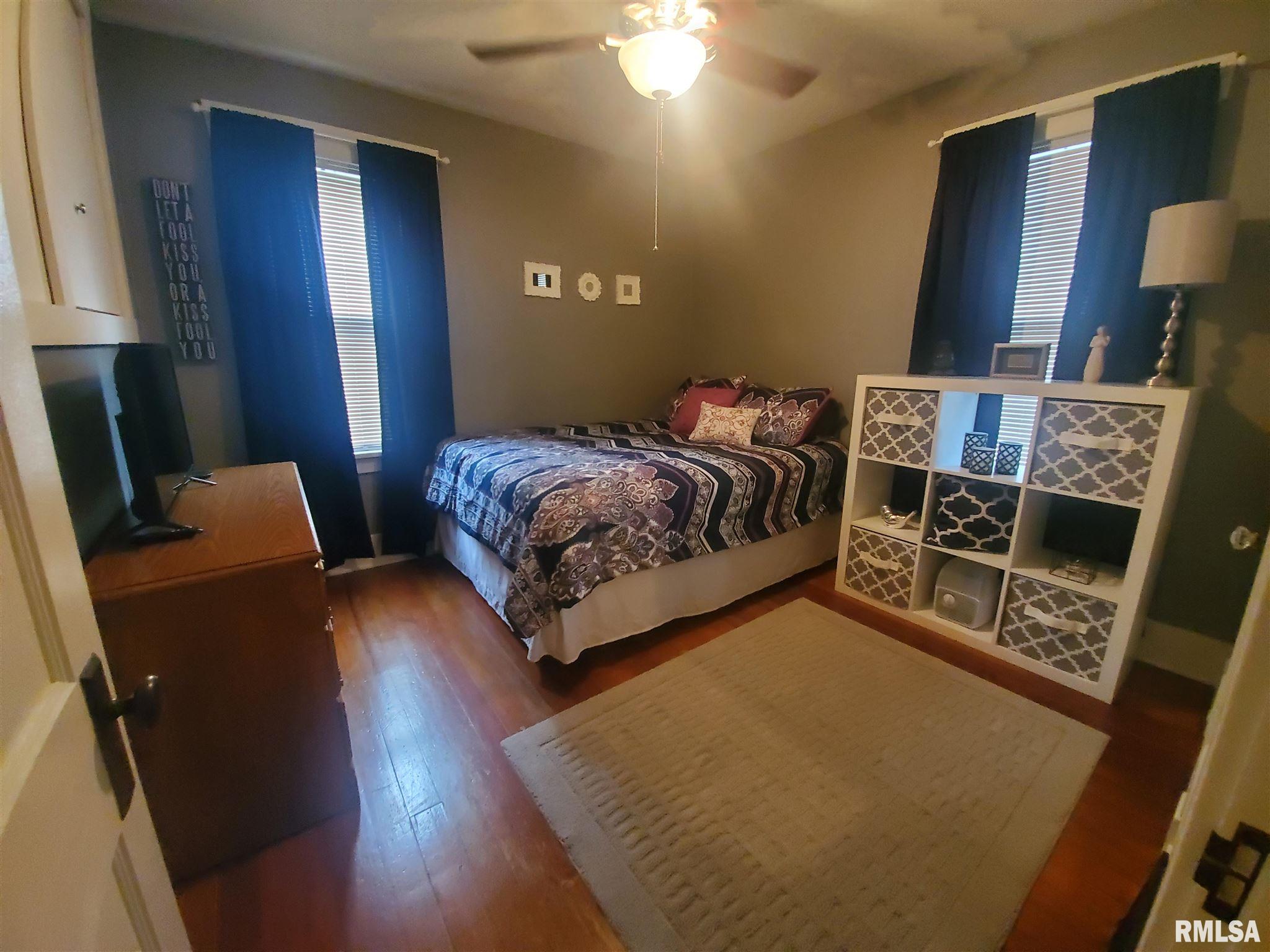 2205 Holmes Avenue Springfield, IL 62704 - Photo 11 of 15 Gallery Image 11