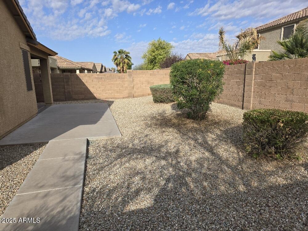 14218 West Calavar Road Surprise, AZ 85379 - Photo 24 of 26 20250402_082921_resized