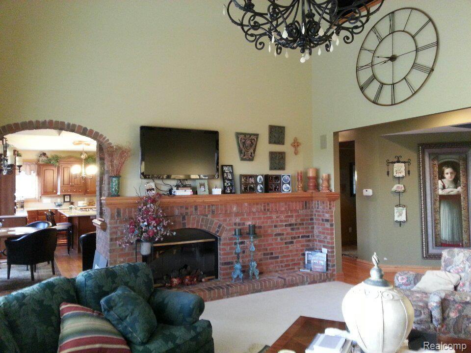11453 Sweitzer Road Carleton, MI 48117 - Photo 40 of 43 grt rm 3.jpg