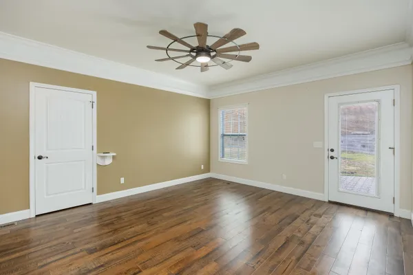 $724,900 | 54 Whispering Pine, Trenton, GA 30752