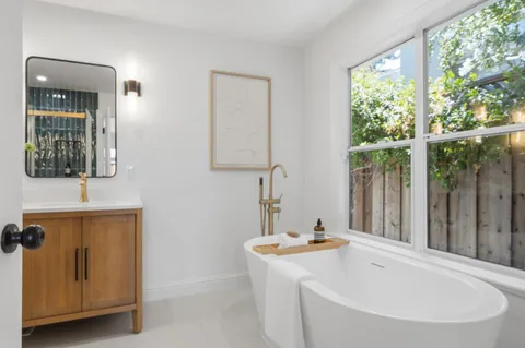 $2,698,000 | 572 Santa Clara Avenue, Redwood City, CA 94061
