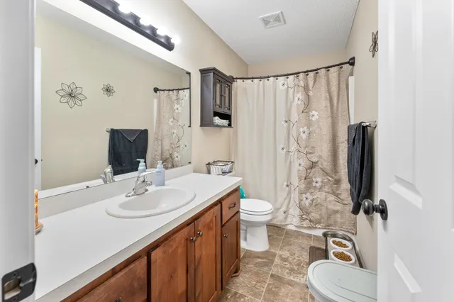 $305,999 | 435 Highview Loop Southeast, Pine City, MN 55063