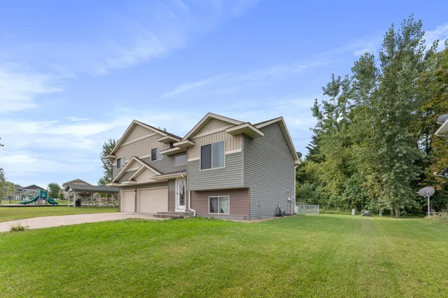$305,999 | 435 Highview Loop Southeast, Pine City, MN 55063