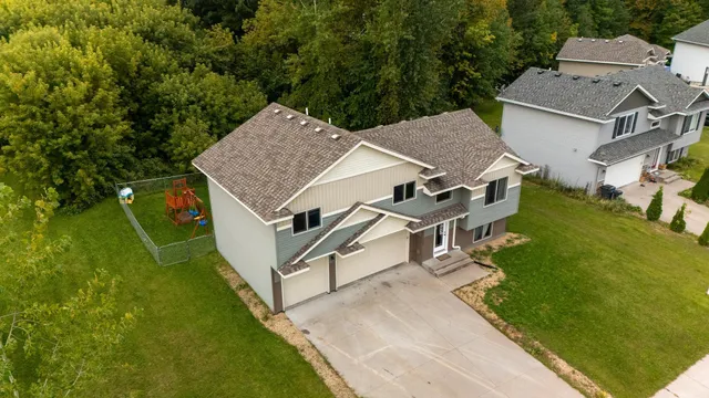 $305,999 | 435 Highview Loop Southeast, Pine City, MN 55063