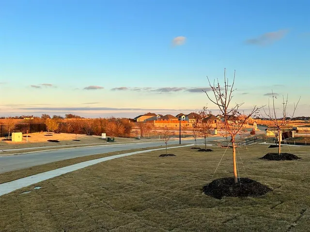 a view of a tennis court