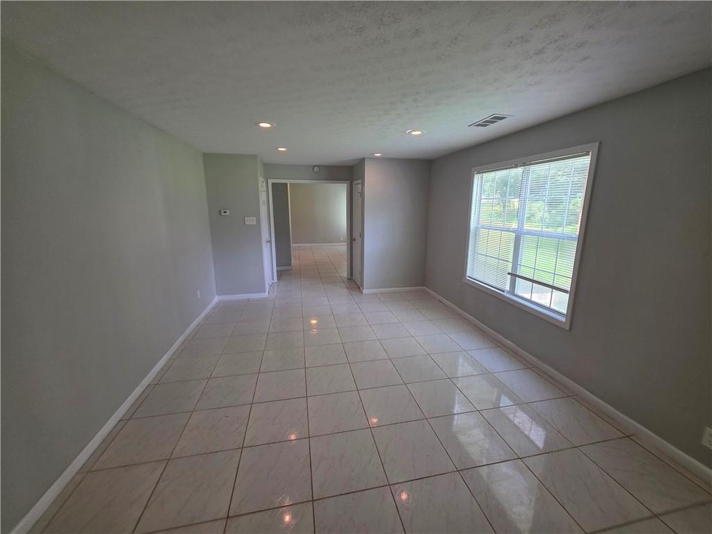 6924 Biscayne Rex, GA 30273 - Photo 29 of 33