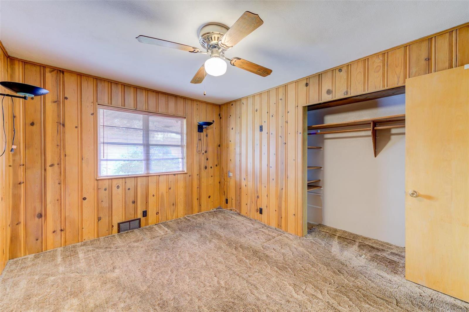 9091 Patrick Drive St. Louis, MO 63114 - Photo 16 of 34