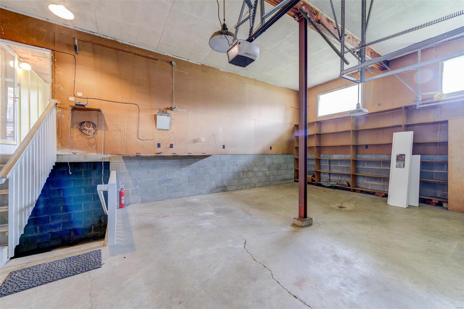 9091 Patrick Drive St. Louis, MO 63114 - Photo 20 of 34