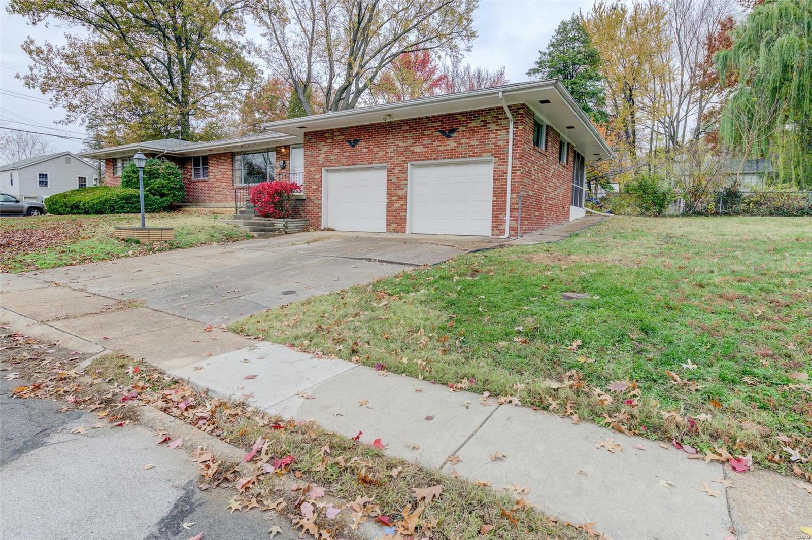 9091 Patrick Drive St. Louis, MO 63114 - Photo 30 of 34