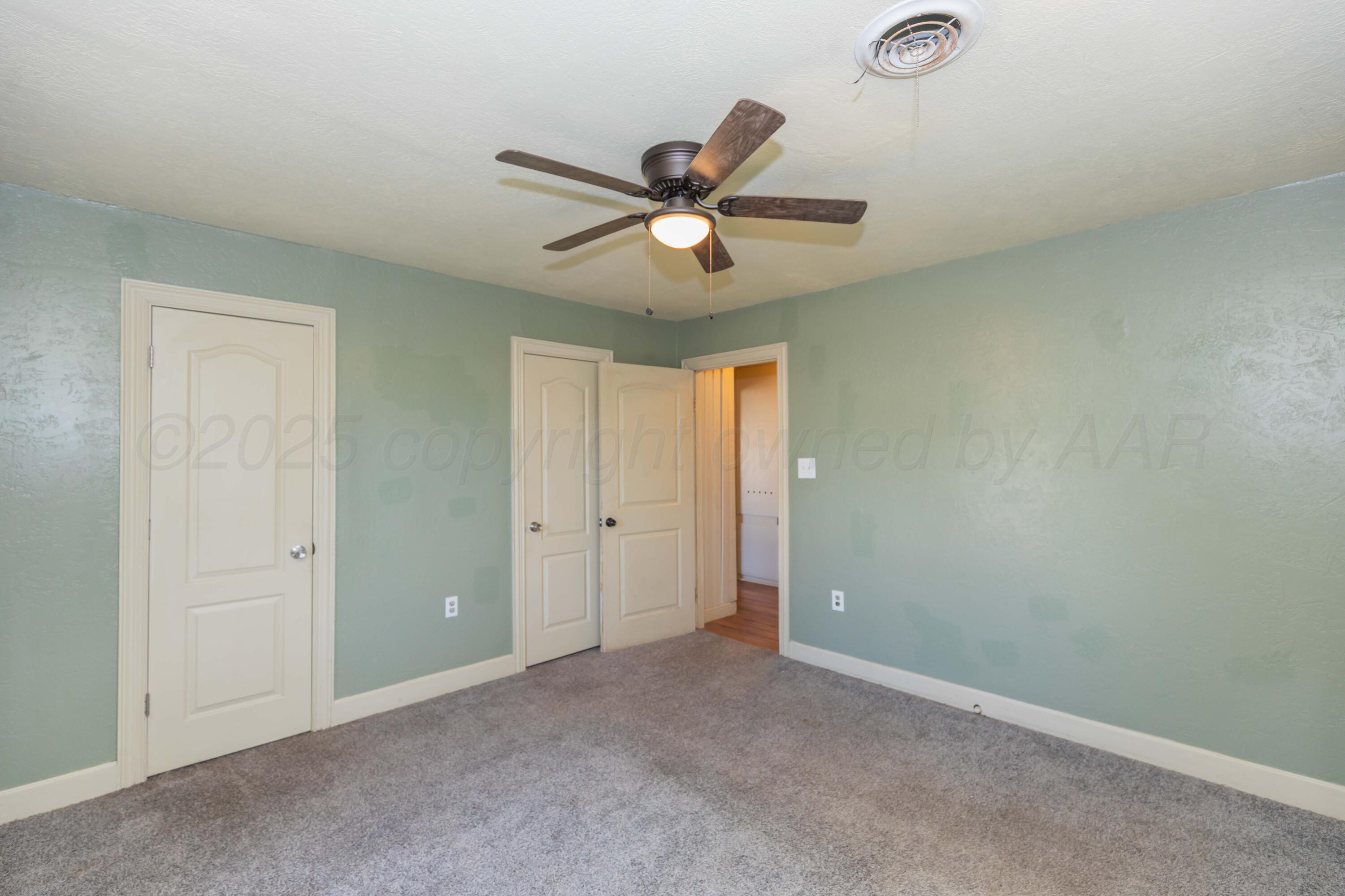 4209 South Lipscomb Street Amarillo, TX 79110 - Photo 16 of 31 a view of an empty room
